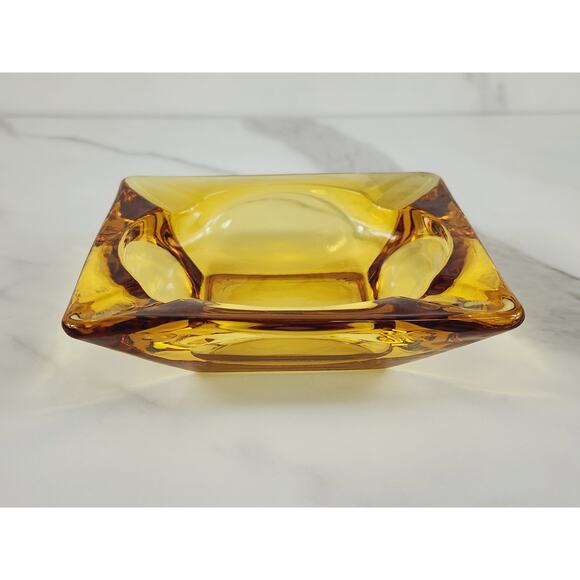 Mid Century Ashtray Square Amber Glass 4 3/4" Yellow Glass Art 70's Home Decor - Picture 3 of 10